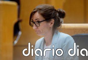 Un nuevo libro analiza la gestión de la ministra de Sanidad, Mónica García