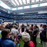 Unos 70.000 fieles y religiosos recibirán a León XIV en el Bernabéu convertido en "un gran templo de fe"