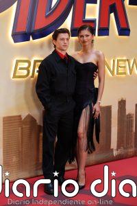 Zendaya, espectacular, arrasa en su primera aparición en Madrid junto a su marido Tom Hollad