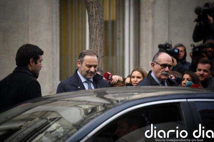 Ábalos pide que se le suspenda la prisión como a Aldama y cree que se le condenó por "corroboraciones inexistentes"
