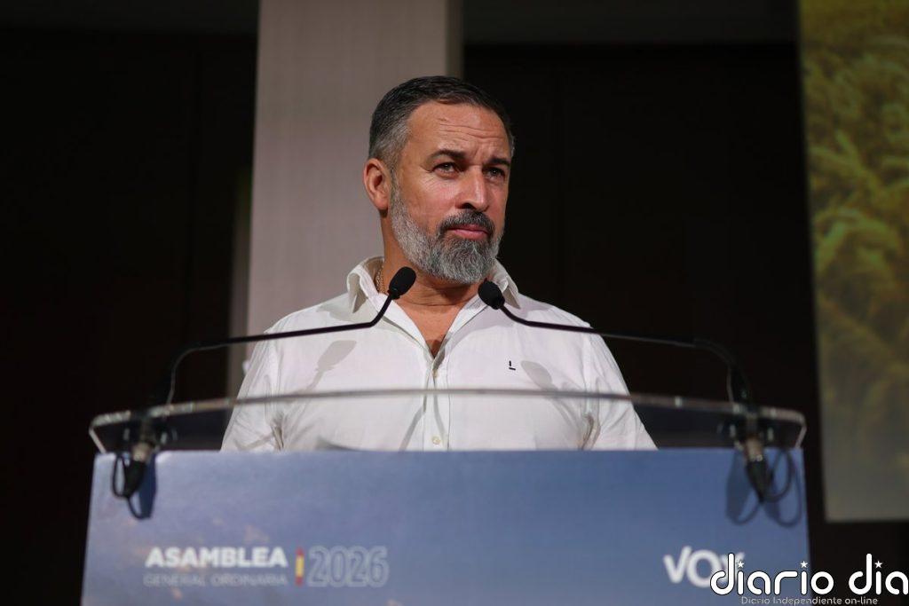 Abascal culpa a Sánchez de la "invasión" en Ceuta: "Hombres en edad militar llamados por el Gobierno corrupto"