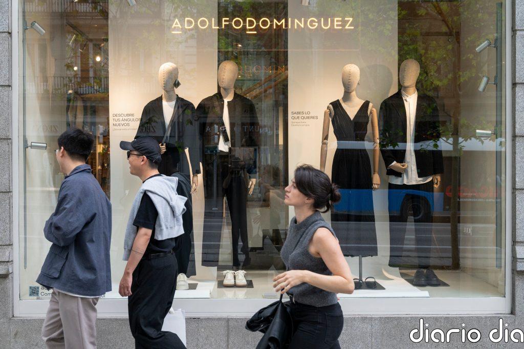 Adolfo Domínguez disminuye sus pérdidas un 47% en su primer trimestre fiscal, hasta los 1,9 millones de euros