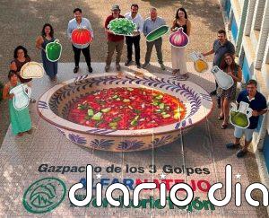 Alfarnatejo (Málaga) celebra este sábado la XXIV Fiesta del Gazpacho de los Tres Golpes con alrededor de 1.200 litros