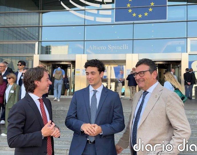 Ángel Turpín lleva al Parlamento Europeo el modelo regional de deporte inclusivo