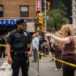 Asesinadas a tiros dos mujeres en Nueva York por un hombre que abrió fuego contra la Policía sin dejar heridos