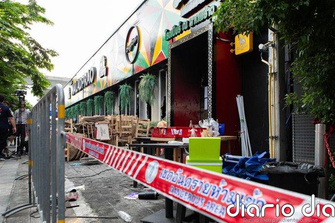 Aumentan a 30 los muertos por el incendio en un bar en la capital de Tailandia