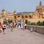 Avacor pedirá al Ayuntamiento de Córdoba extender la moratoria de viviendas turísticas a apartamentos y hoteles
