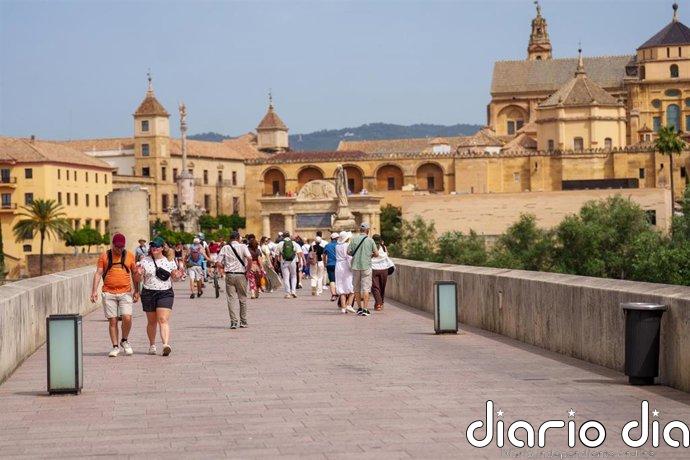 Avacor pedirá al Ayuntamiento de Córdoba extender la moratoria de viviendas turísticas a apartamentos y hoteles