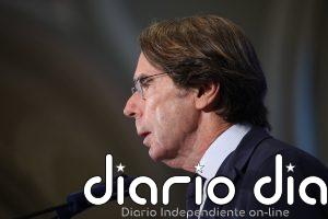Aznar llama a construir una mayoría "nacional" y "centrada" para echar a Sánchez y evitar un "cambio de sistema"