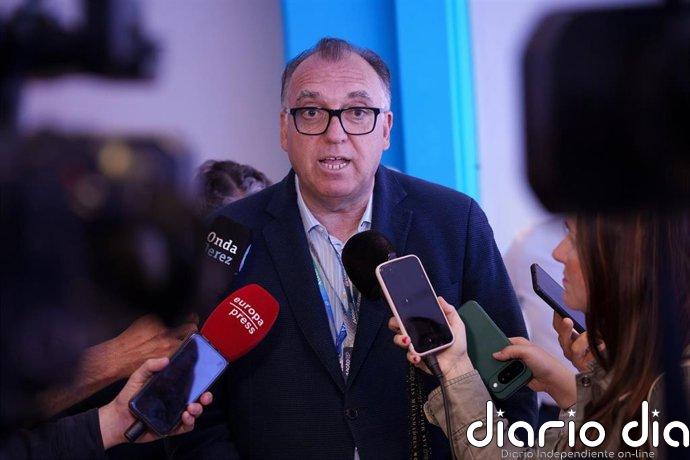 Bernal reconoce que le "gustaría seguir" en el Gobierno y se pone a "disposición" de Moreno: "Conoce mi perfil"