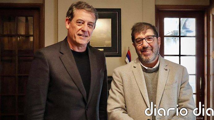 Besteiro refuerza en Uruguay vínculos con fuerzas políticas de izquierdas y reivindica la 'Ley de Nietos'