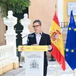 Bolaños defiende la regularización y expresa "total respeto" a los pasos que dé el Supremo: "Absoluta tranquilidad"
