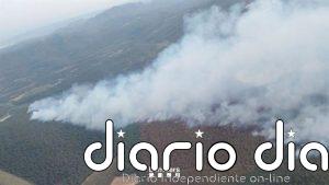 Bombers prioriza que los flancos del incendio de Aiguamúrcia (Tarragona) no lleguen a la población