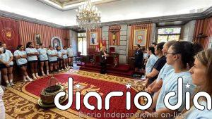 Burgos acoge la concentración de 'las Guerreras' con un reconocimiento a su potencial como referente de niñas y jóvenes