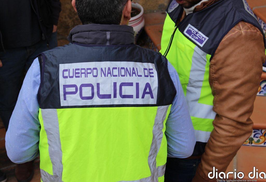 Cae una banda criminal que estafó 250.000 euros tras suplantar identidades de 140 clientes de banca