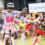Carapaz se corona rey de la montaña y Pogacar lleva a Del Toro al podio