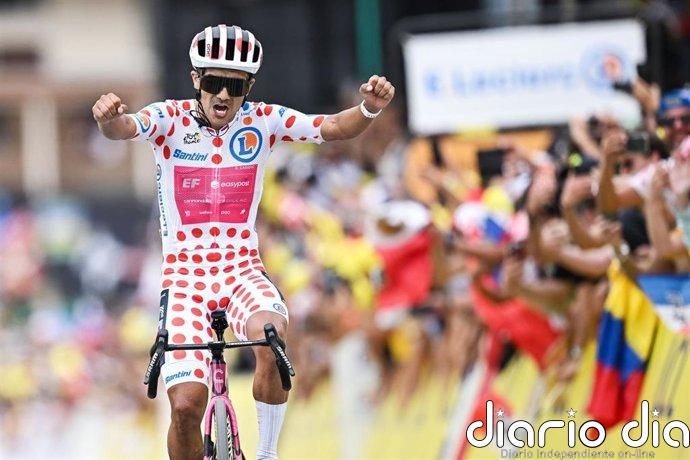 Carapaz se corona rey de la montaña y Pogacar lleva a Del Toro al podio