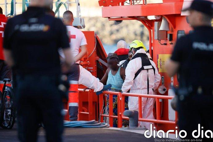 Casi 14.500 migrantes llegan de forma irregular a España en 2026, un 24,7% menos, aunque suben 149% por tierra a Ceuta