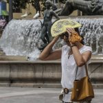 Casi toda España vuelve a estar este jueves en riesgo por calor, con Murcia, Alicante y Valencia en aviso rojo