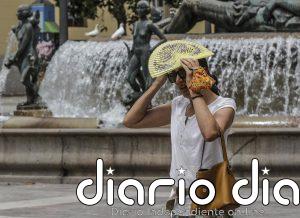 Casi toda España vuelve a estar este jueves en riesgo por calor, con Murcia, Alicante y Valencia en aviso rojo