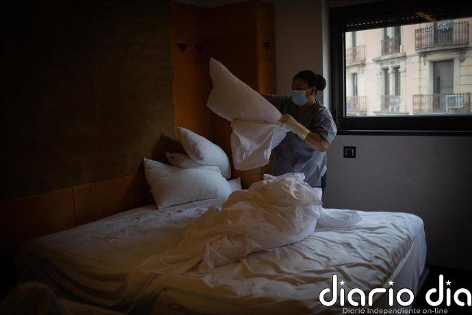 CCOO pide la mesa de diálogo de hostelería para impulsar la jubilación anticipada de las camareras de piso