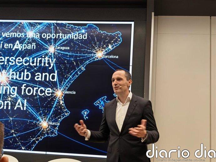 Chris Dimitriadis (ISACA): "Los atacantes tienen la ventaja; hay que acelerar la adopción de la IA en ciberseguridad"