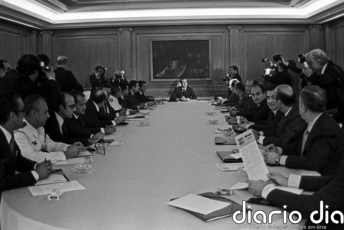 Cincuenta años de la primera amnistía de la Transición: 287 excarcelados para la "reconciliación nacional"