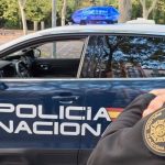 Cita a un joven en la calle a través de un mensaje y le golpea con un puño americano en la cabeza en Valladolid