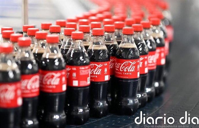 Coca-Cola gana un 16% más en el segundo trimestre y mejora sus previsiones anuales