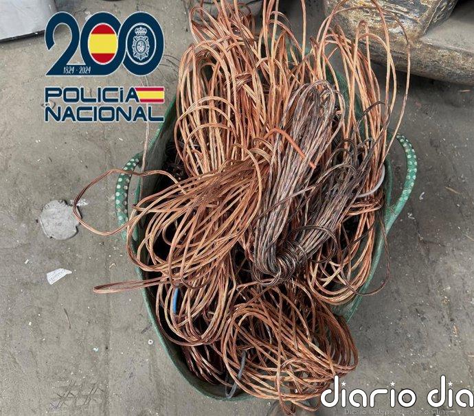 Cuatro detenidos por más de una treintena de robos de cableado de cobre en Málaga