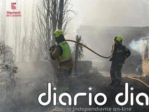 Cuatro personas rescatadas y 70 evacuadas preventivamente por un incendio en Peñíscola