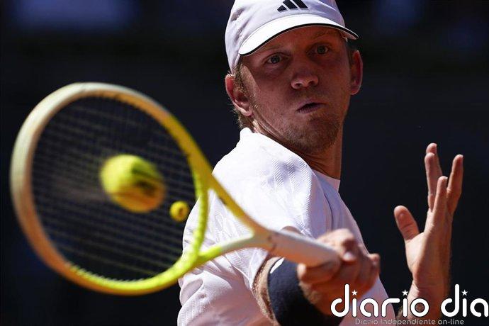 Davidovich y Mérida se meten en cuartos de final del ATP de Umag
