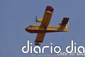 Desalojan a unas 400 personas en la pedanía de Alfaix en prevención ante el fuego en Los Gallardos (Almería)