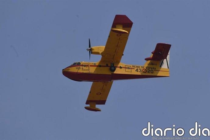 Desalojan a unas 400 personas en la pedanía de Alfaix en prevención ante el fuego en Los Gallardos (Almería)