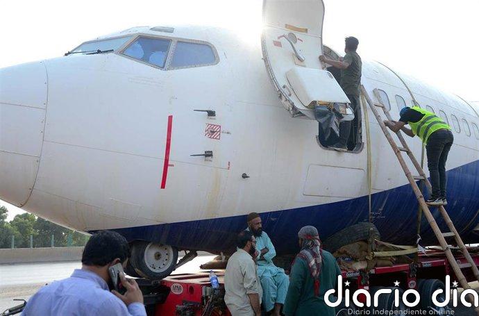 Desaparecido un avión a Karachi (Pakistán) con cinco tripulantes tras descender súbitamente con un fallo de navegación