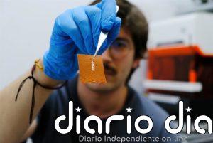 Desarrollan 'tatuajes electrónicos' que pueden ayudar a monitorizar la salud