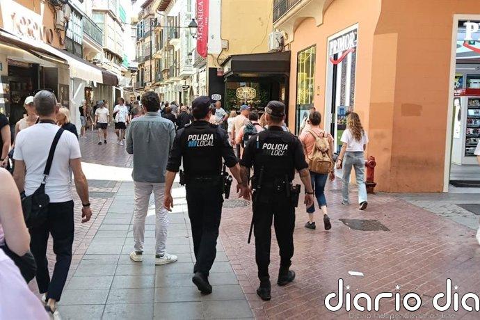 Detenida por robar zapatos y ropa por valor de 600 euros en una tienda de la calle Sant Miquel