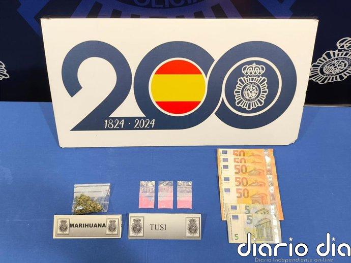 Detenido en Valladolid un individuo por tráfico de drogas al incautarle marihuana y metanfetamina y 260 euros