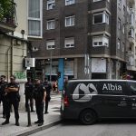 Detenido un hombre de 39 años por la muerte de su pareja de 27 en un piso de Perines en Santander