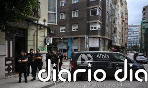 Detenido un hombre de 39 años por la muerte de su pareja de 27 en un piso de Perines en Santander