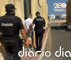 Detenido un hombre por robar en varios establecimientos de Ciutadella objetos valorados en 5.000 euros