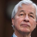 Dimon (JPMorgan) avisa de "consecuencias" a Burnham en caso de aumentar los impuestos al sector bancario