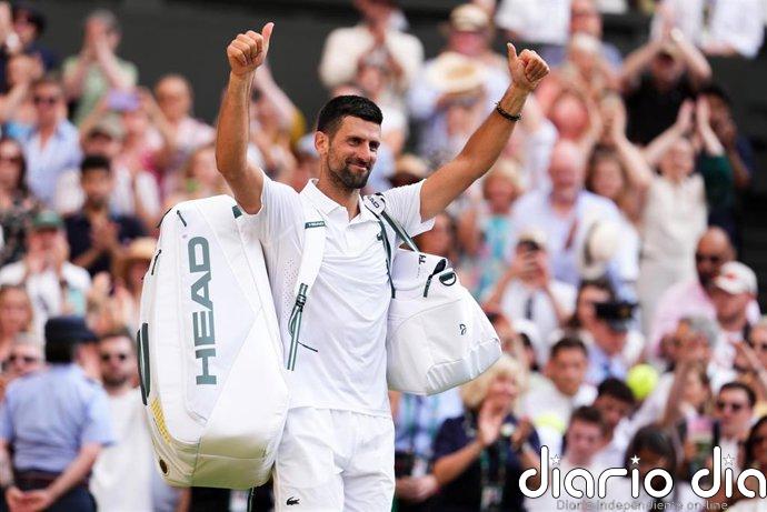Djokovic planea jugar en Wimbledon "al menos una vez más"