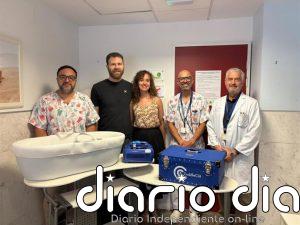 Donan dos 'cunas de abrazos' a las hospitales de Tenerife para humanizar el duelo perinatal