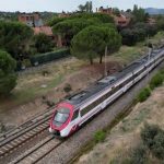Dos incendios en el Corredor del Henares suspenden AV Madrid-Barcelona y afectan la circulación a Guadalajara