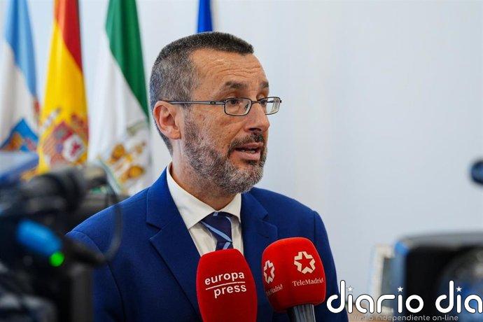 El alcalde de La Línea afirma que el acuerdo con Gibraltar ofrece "seguridad" a los trabajadores