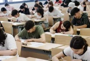 El aumento del 52% de plazas MIR no corrige el déficit de médicos en especialidades