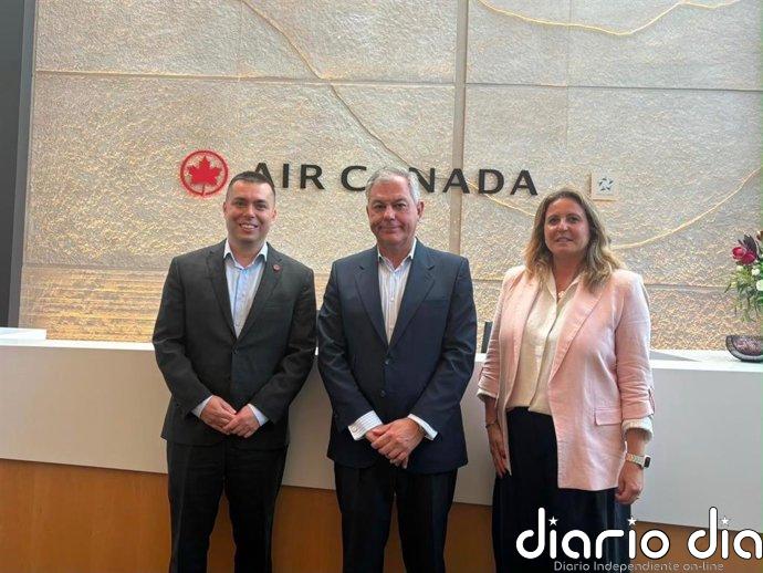 El Ayuntamiento defiende ante Air Canada la viabilidad de una conexión aérea directa entre Sevilla y Canadá
