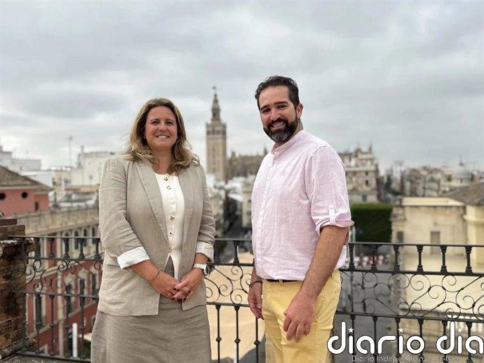 El Ayuntamiento recibe al representante de Sevilla en el encuentro internacional de Ciudades Creativas de Unesco