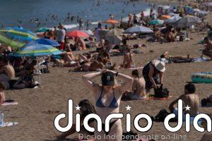 El calor persistirá en todo el país este lunes, con siete CCAA en alerta por temperaturas que rozarán los 40ºC